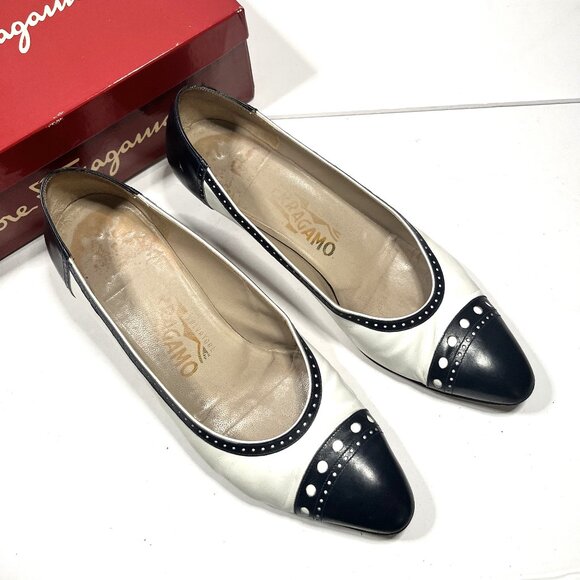 Salvatore Ferragamo White / Navy Spectator Cap Toe Mid Heel 7.5B Italy with Box - Picture 1 of 11
